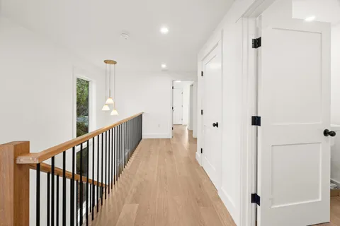 $2,195,000 | 34 Davis Street, Vineyard Haven, MA 02568