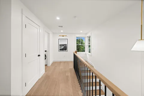 $2,195,000 | 34 Davis Street, Vineyard Haven, MA 02568