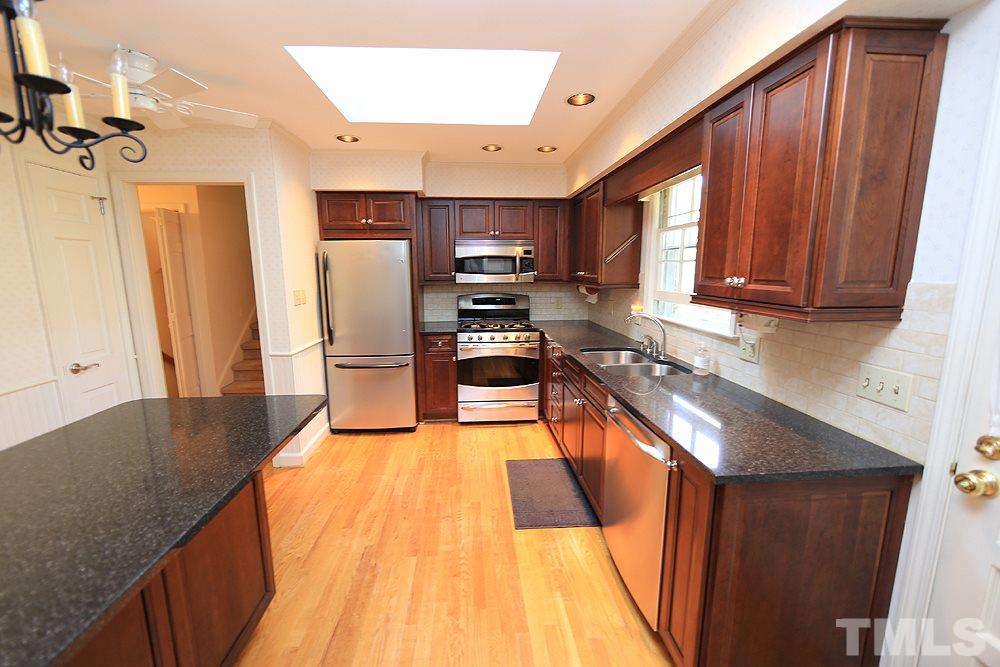 740 Catawba Street Raleigh, NC 27609 - Photo 8 of 28