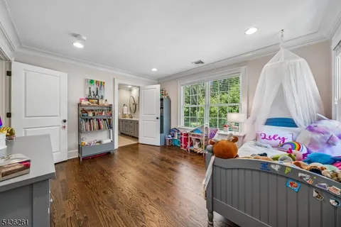 $3,295,000 | 20 Country Club Drive, Chatham, NJ 07928