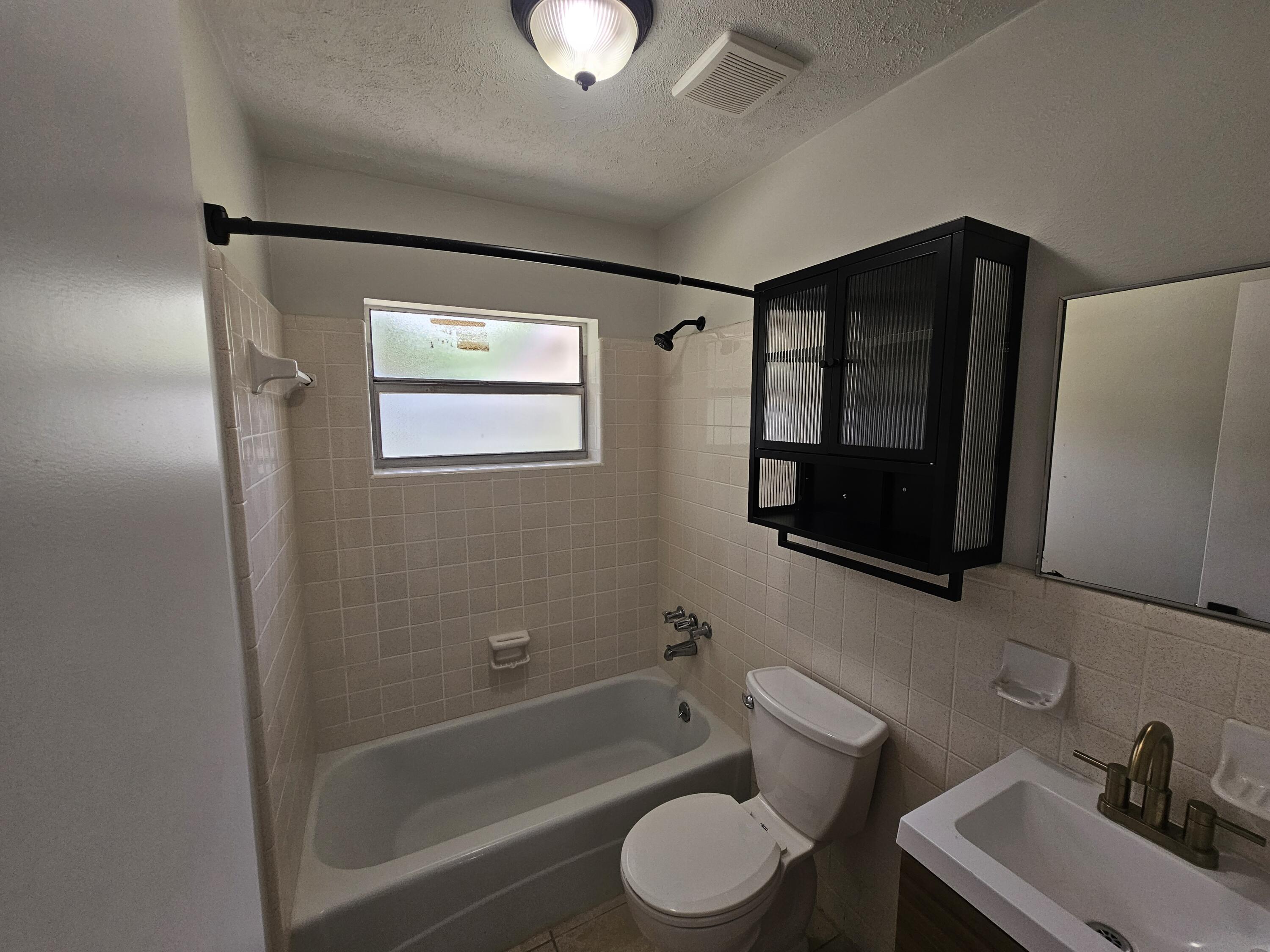 2031 Hugo Road Fort Pierce, FL 34946 - Photo 15 of 20 20260511_114722