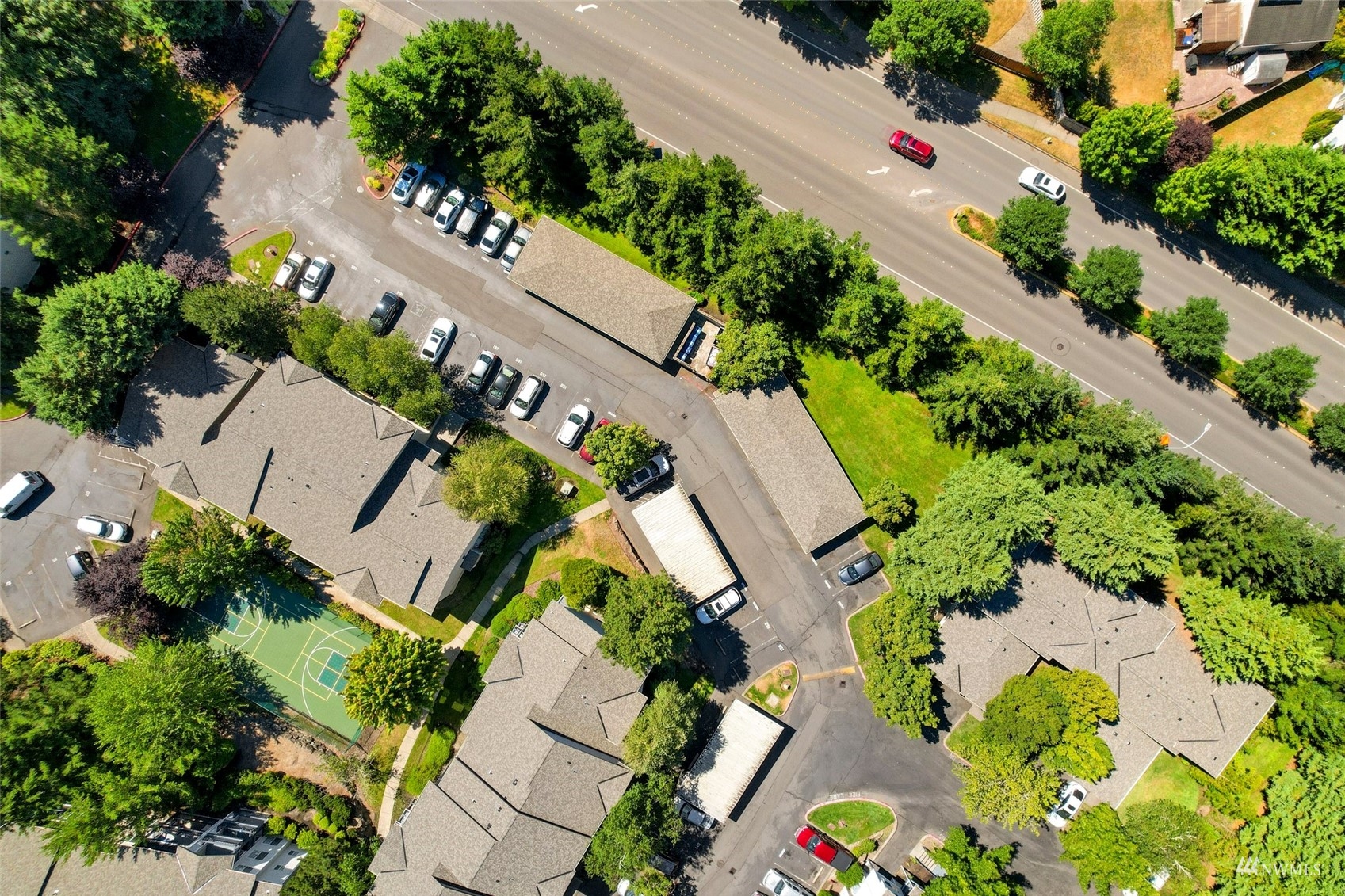 4620 Northeast 6th Place Renton, WA 98059 - Photo 36 of 38 an aerial view of a city and lake view