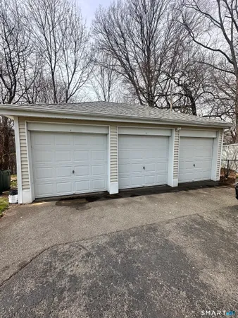 $2,000 | 73 Brooklawn Street, Unit 3, New Britain, CT 06052