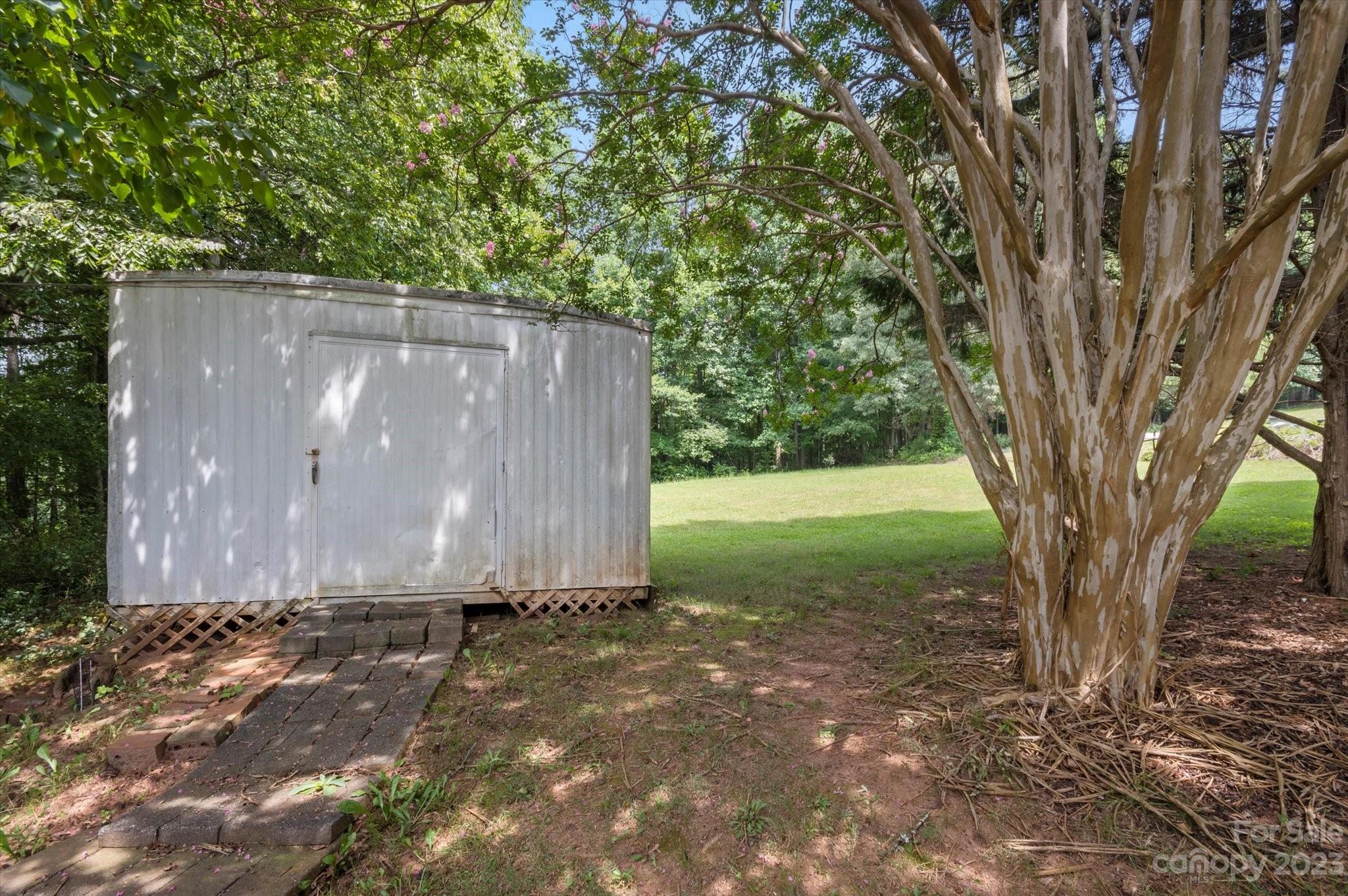 206 West View Street Rutherfordton, NC 28139 - Photo 34 of 39 a view of backyard with tree