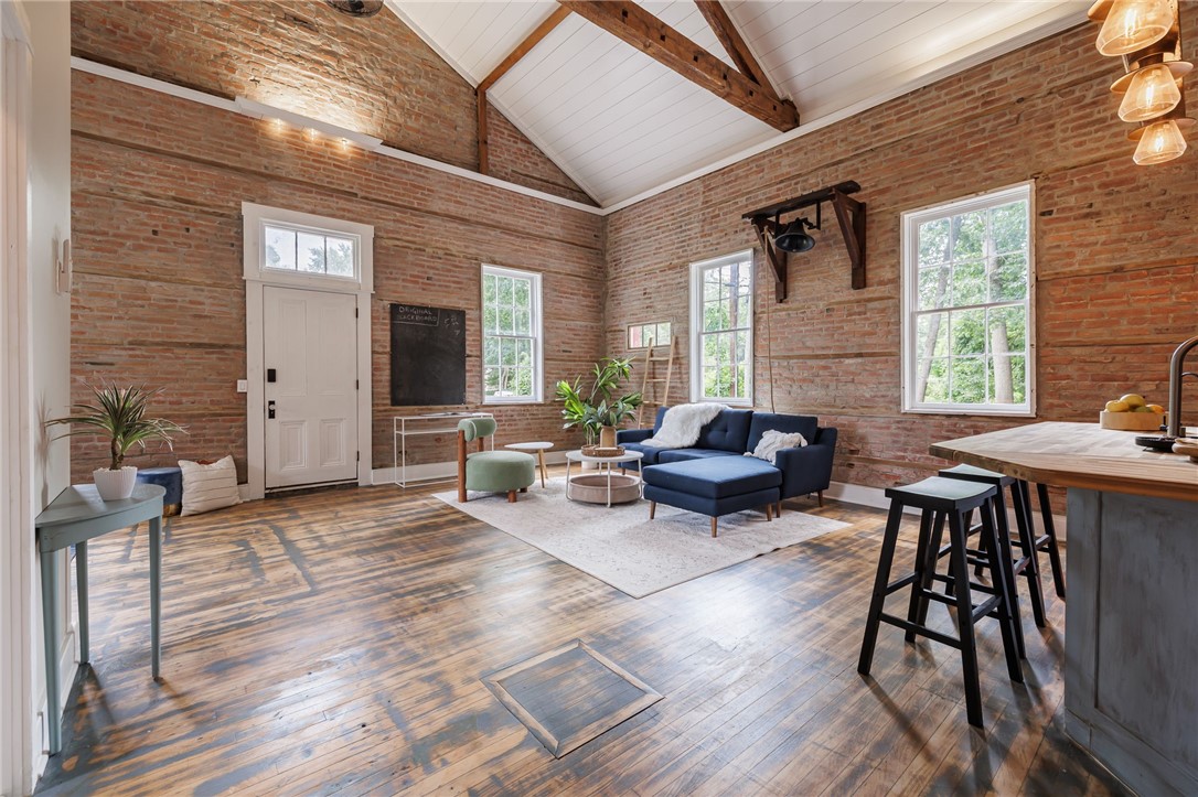 465 Marsh Road Pittsford, NY 14534 - Photo 8 of 34