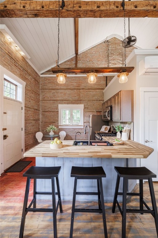 465 Marsh Road Pittsford, NY 14534 - Photo 9 of 34