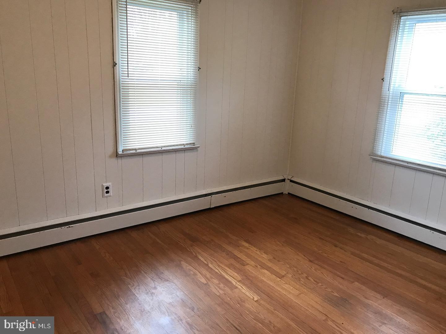 2916 Larkin Road Upper Chichester, PA 19061 - Photo 11 of 18