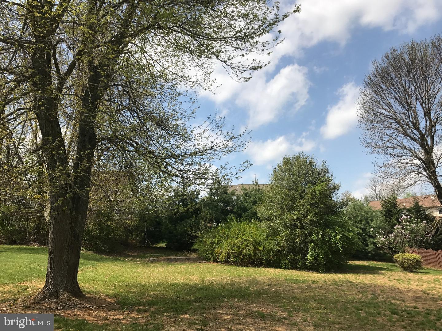 2916 Larkin Road Upper Chichester, PA 19061 - Photo 17 of 18