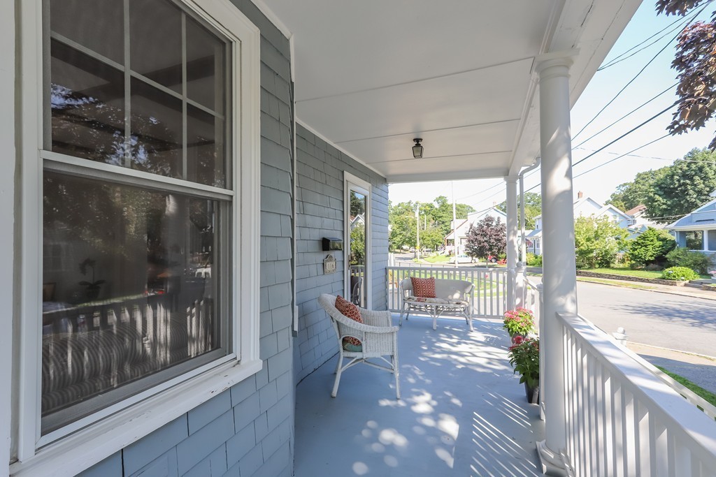 116 Aspen Road Swampscott, MA 01907 - Photo 4 of 23 Gallery Image 4