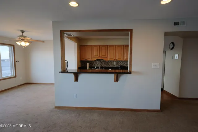 $2,500 | 200 Portland Road, Unit 5, Highlands, NJ 07732