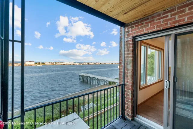 $2,500 | 200 Portland Road, Unit 5, Highlands, NJ 07732