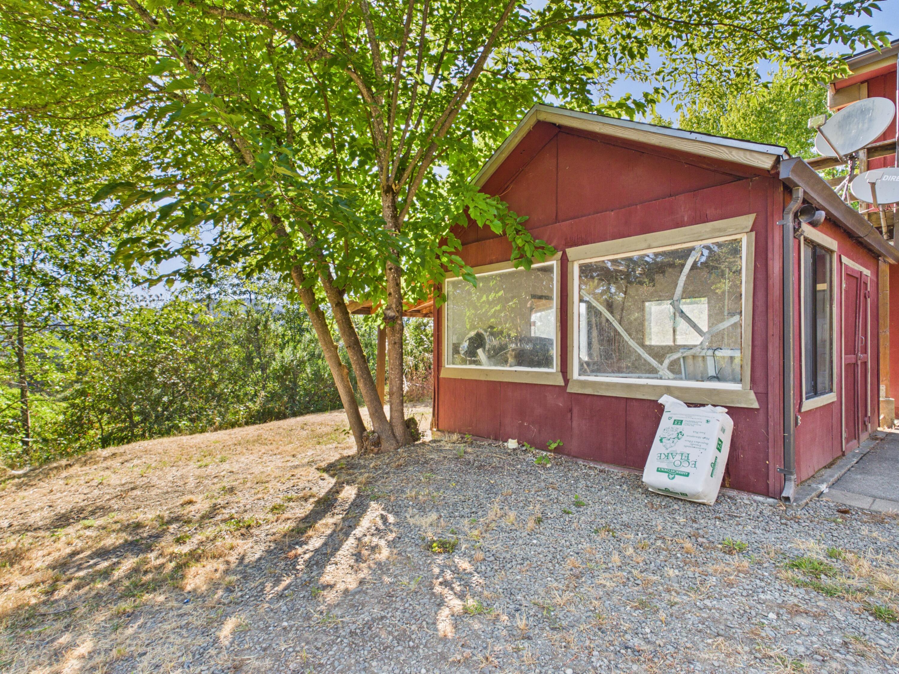 133 Arthur Road Garberville, CA 95542 - Photo 44 of 60