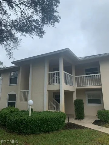 $1,850 | 600 Squire Circle, Unit 202, Naples, FL 34104