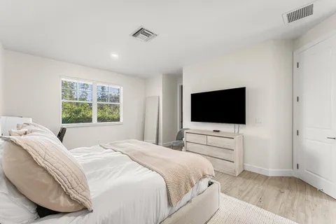 $925,000 | 612 Southwest 15th Street, Fort Lauderdale, FL 33315