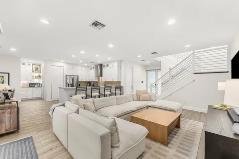 $925,000 | 612 Southwest 15th Street, Fort Lauderdale, FL 33315