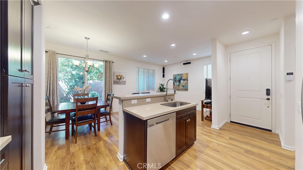 10351 Diamond Pacoima, CA 91331 - Photo 6 of 43
