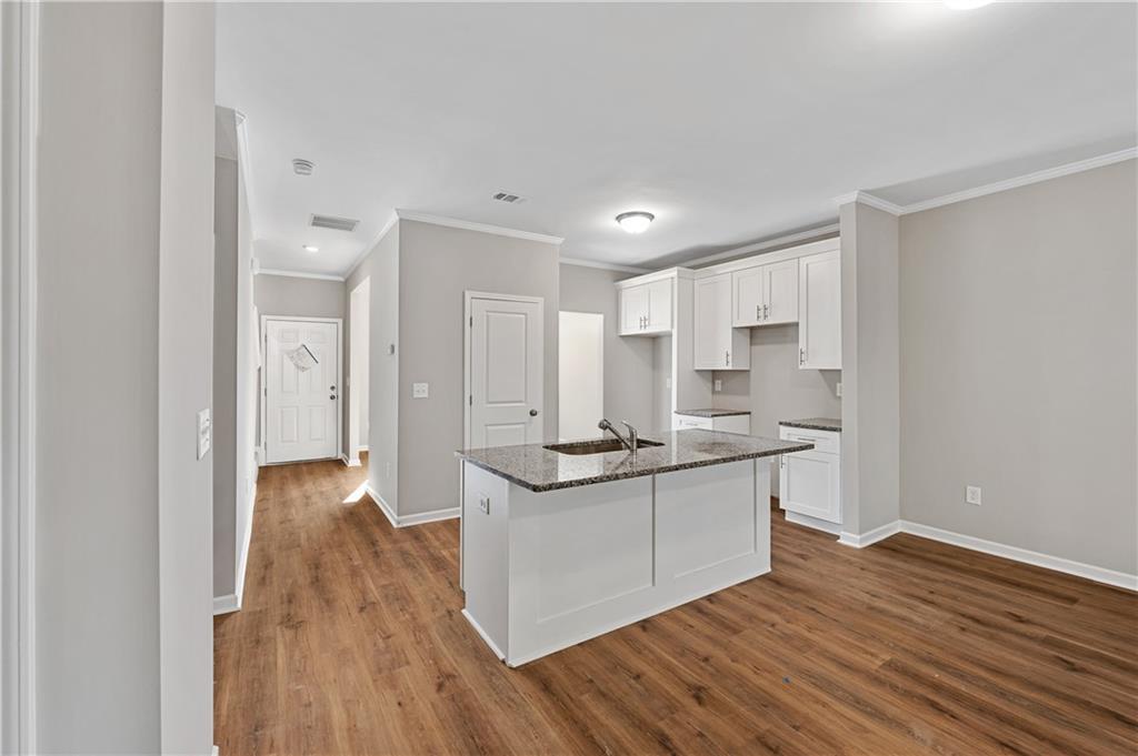 2840 Laurel Ridge Circle East Point, GA 30344 - Photo 7 of 29 Gallery Image 7