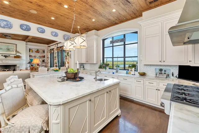 $9,950,000 | 261 10th Street, Unit COTTAGE 565), Sea Island, GA 31561