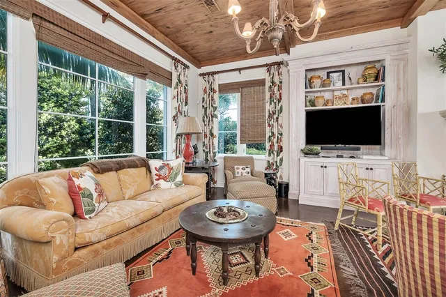 $9,950,000 | 261 10th Street, Unit COTTAGE 565), Sea Island, GA 31561