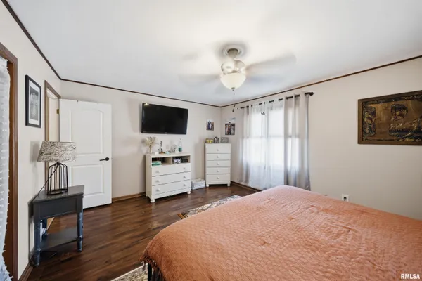 $210,000 | 218 Timberlan Road, Metamora, IL 61548