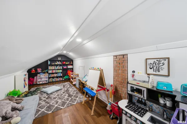 $210,000 | 218 Timberlan Road, Metamora, IL 61548