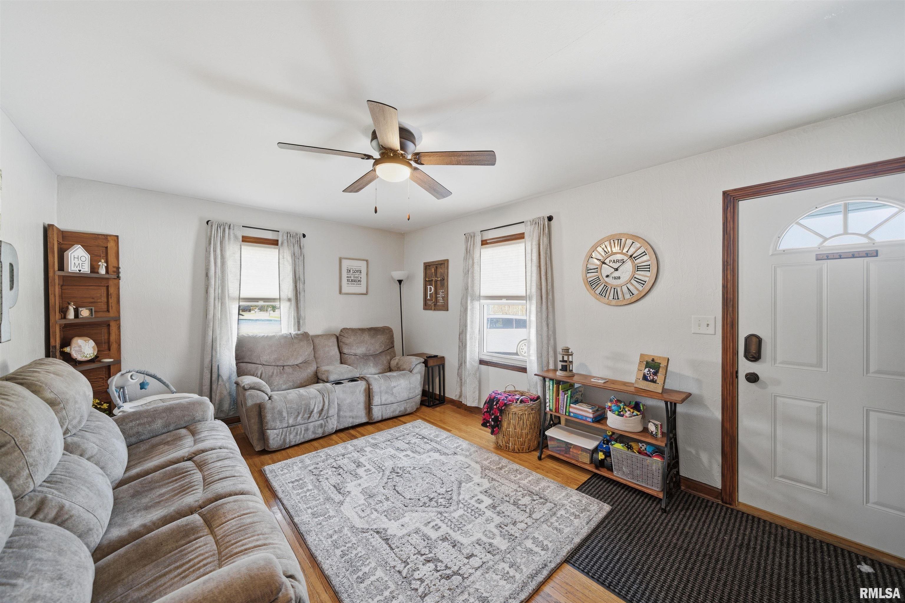 218 Timberlan Road Metamora, IL 61548 - Photo 4 of 33 Gallery Image 4