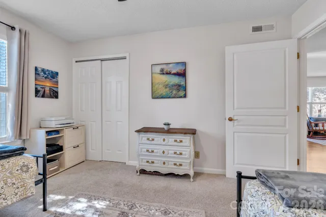 $299,999 | 1501 Deermouse Way, Hendersonville, NC 28792