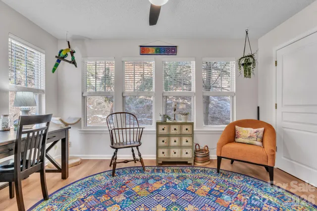 $299,999 | 1501 Deermouse Way, Hendersonville, NC 28792