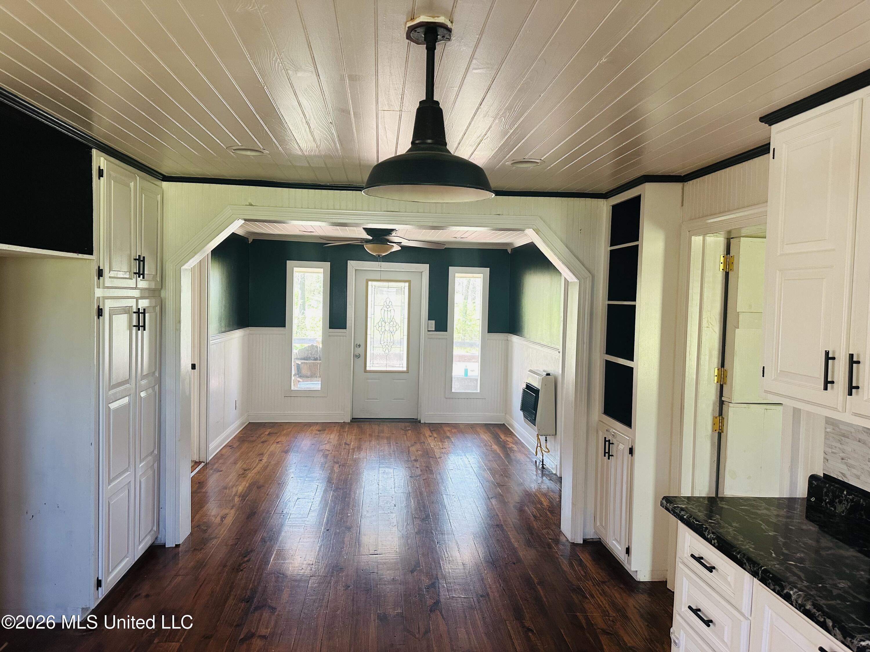 147 Clifford Road Natchez, MS 39120 - Photo 11 of 32 IMG_4401