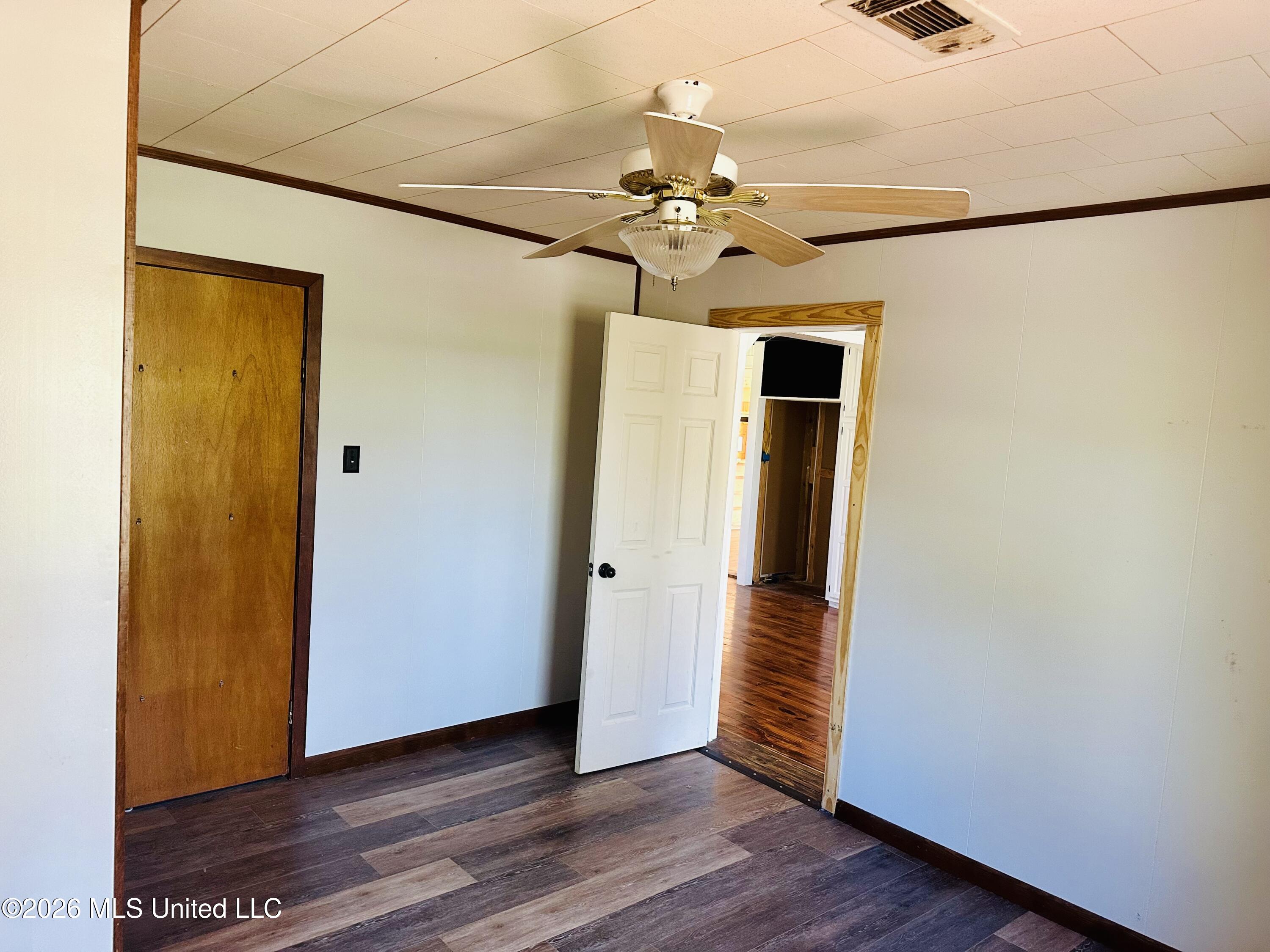 147 Clifford Road Natchez, MS 39120 - Photo 18 of 32 IMG_4407