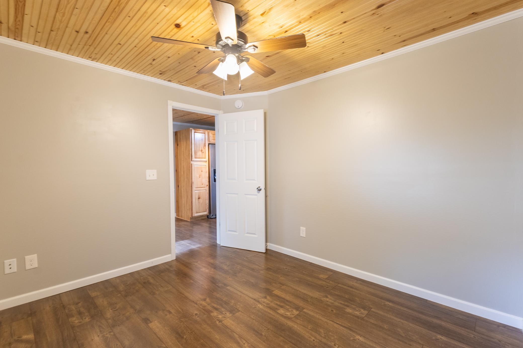 615 Union Street Northeast Chatfield, MN 55923 - Photo 13 of 32