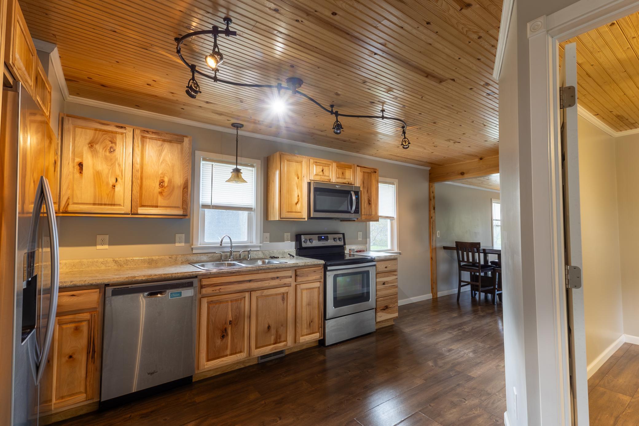615 Union Street Northeast Chatfield, MN 55923 - Photo 4 of 32
