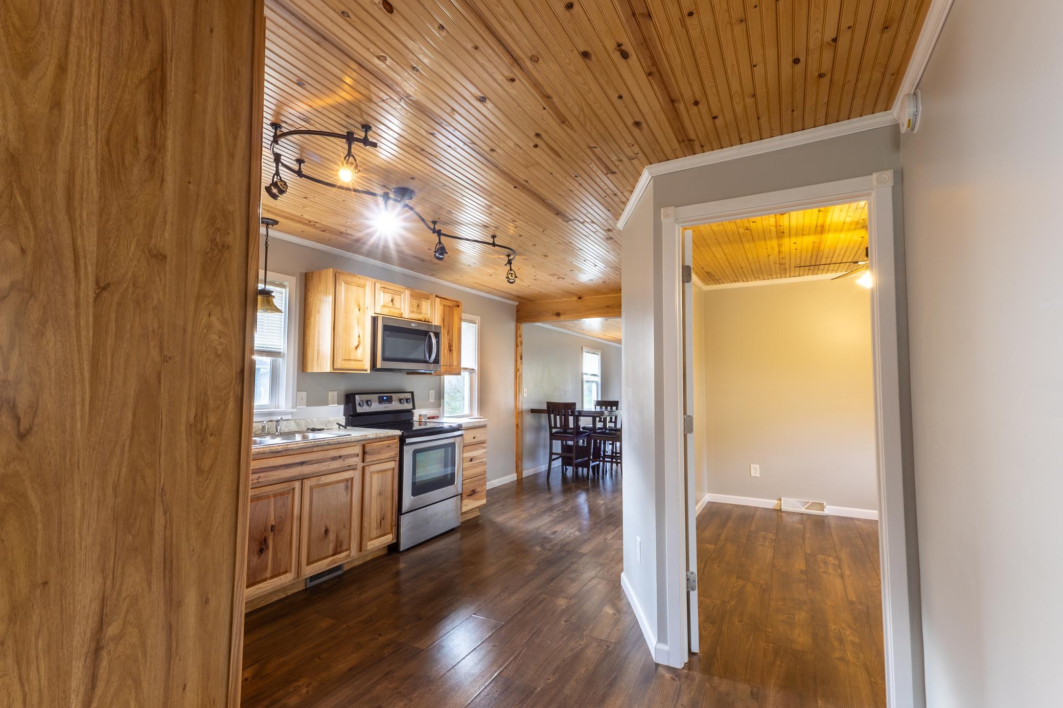615 Union Street Northeast Chatfield, MN 55923 - Photo 6 of 32