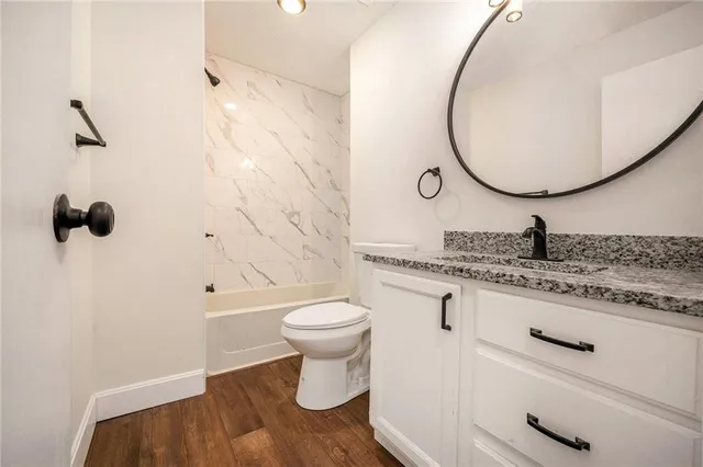 $90,000 | 8143 Holmes Road, Unit 202, Kansas City, MO 64131