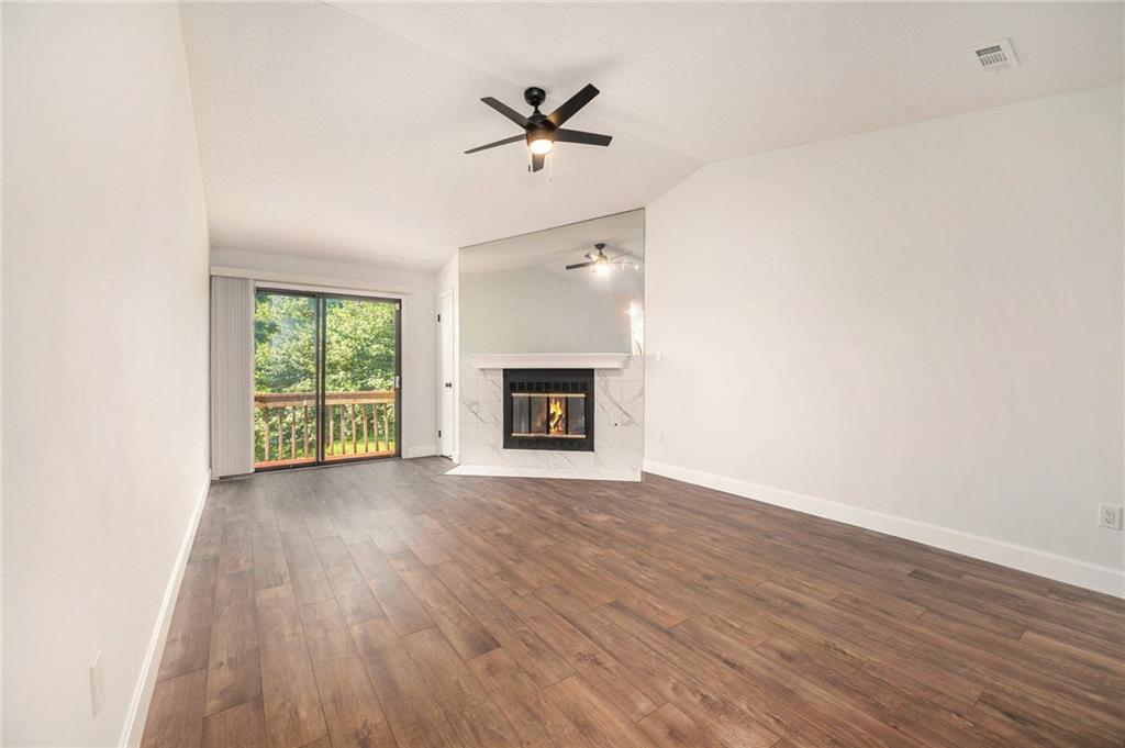 8143 Holmes Road, Unit 202 Kansas City, MO 64131 - Photo 4 of 15