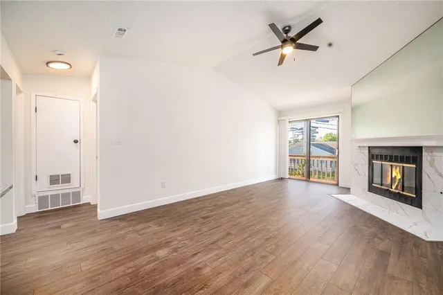 $90,000 | 8143 Holmes Road, Unit 202, Kansas City, MO 64131