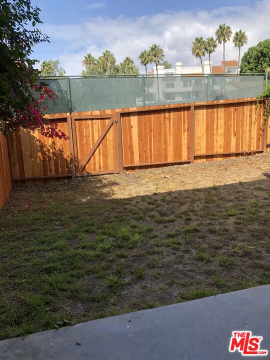 6478 Cavalleri Road, Unit 6478 Malibu, CA 90265 - Photo 20 of 25