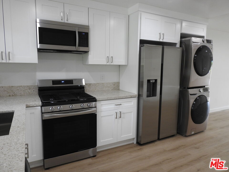 6478 Cavalleri Road, Unit 6478 Malibu, CA 90265 - Photo 6 of 17