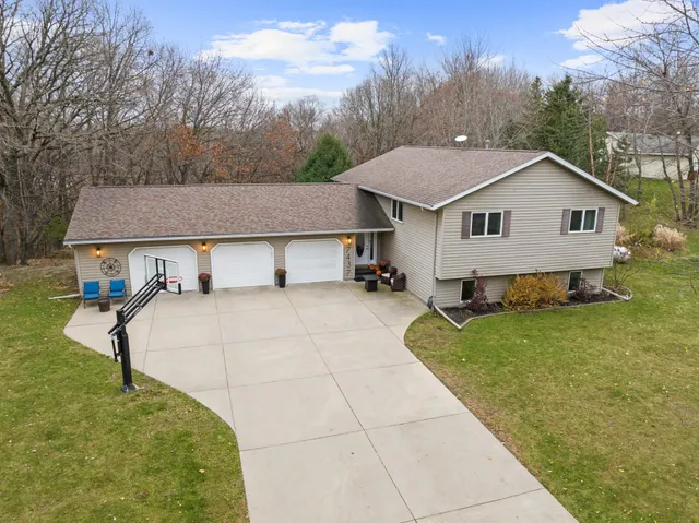 $467,900 | 7437 Sandhill Terrace Northeast, Carlos, MN 56319