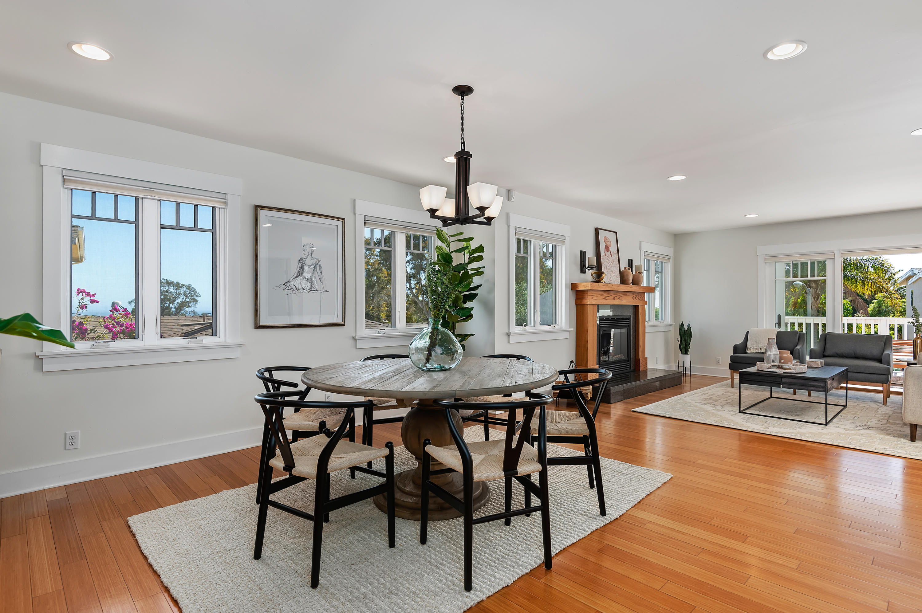 434 Terrace Road Santa Barbara, CA 93109 - Photo 11 of 31 11 - Dining