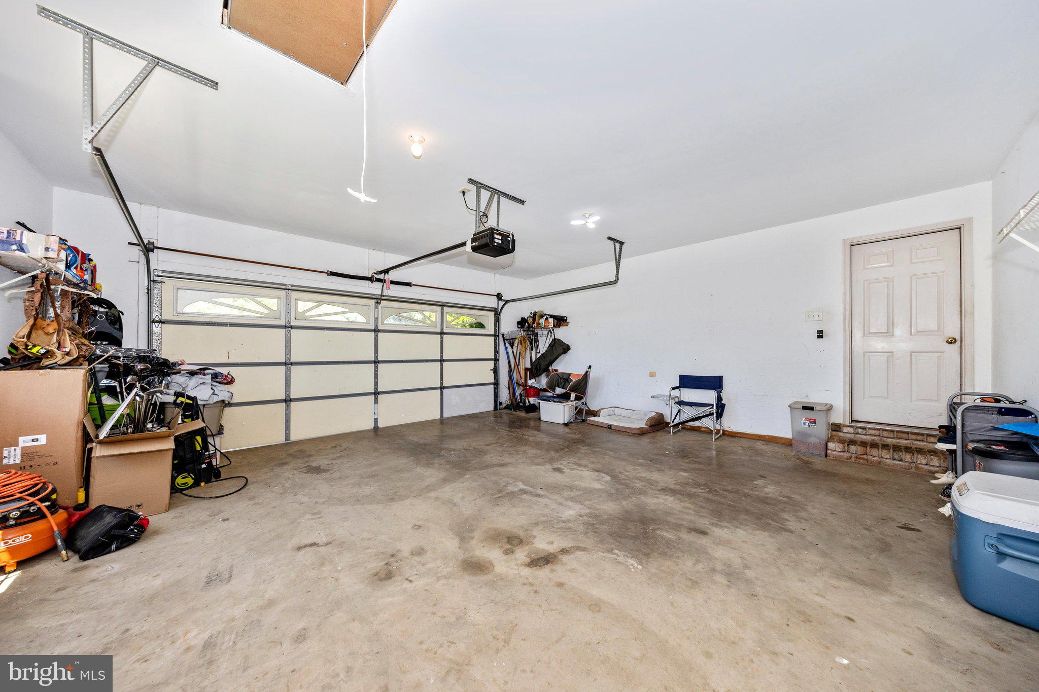 3448 Kaetzel Road Rohrersville, MD 21779 - Photo 27 of 76 Garage
