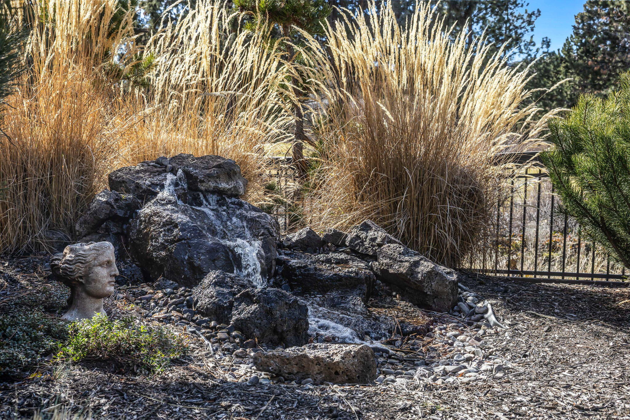 2565 Northwest Rippling River Court Bend, OR 97703 - Photo 44 of 52 fountain-100