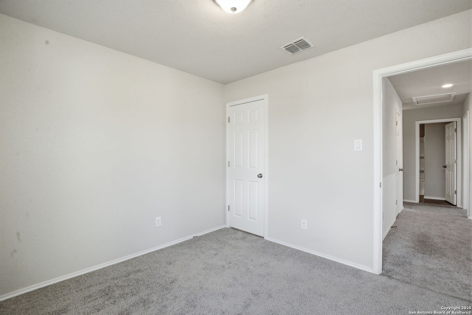 7338 Storm Moon Converse, TX 78109 - Photo 24 of 31 a view of an empty room