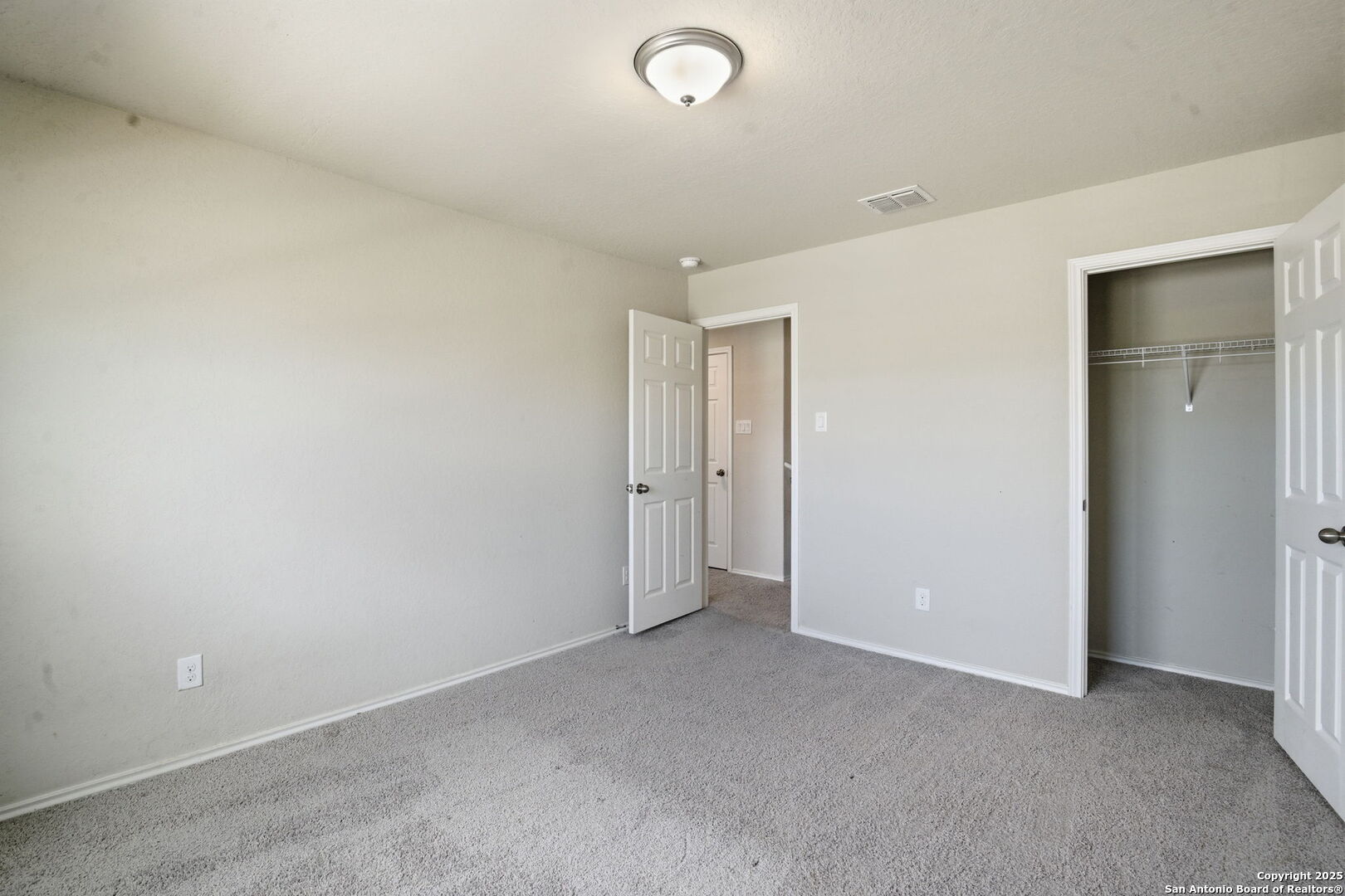 7338 Storm Moon Converse, TX 78109 - Photo 27 of 31 a view of an empty room