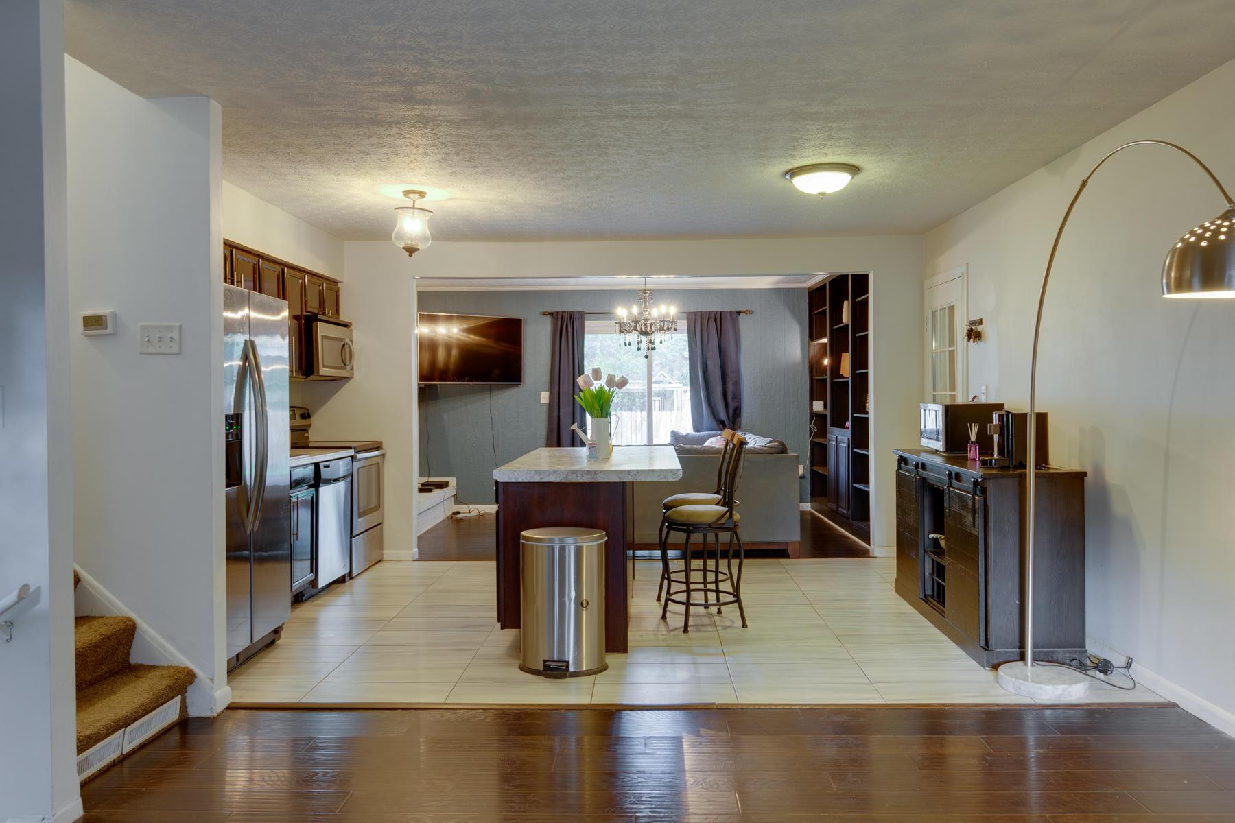 676 Hines Road Columbus, OH 43230 - Photo 10 of 29