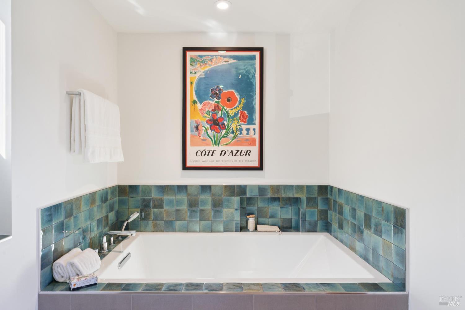 14 Oak Grove Way Napa, CA 94559 - Photo 32 of 56