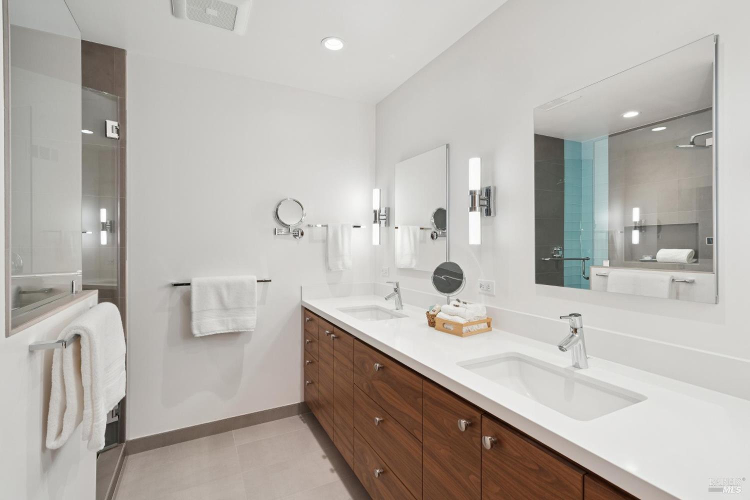 14 Oak Grove Way Napa, CA 94559 - Photo 37 of 56