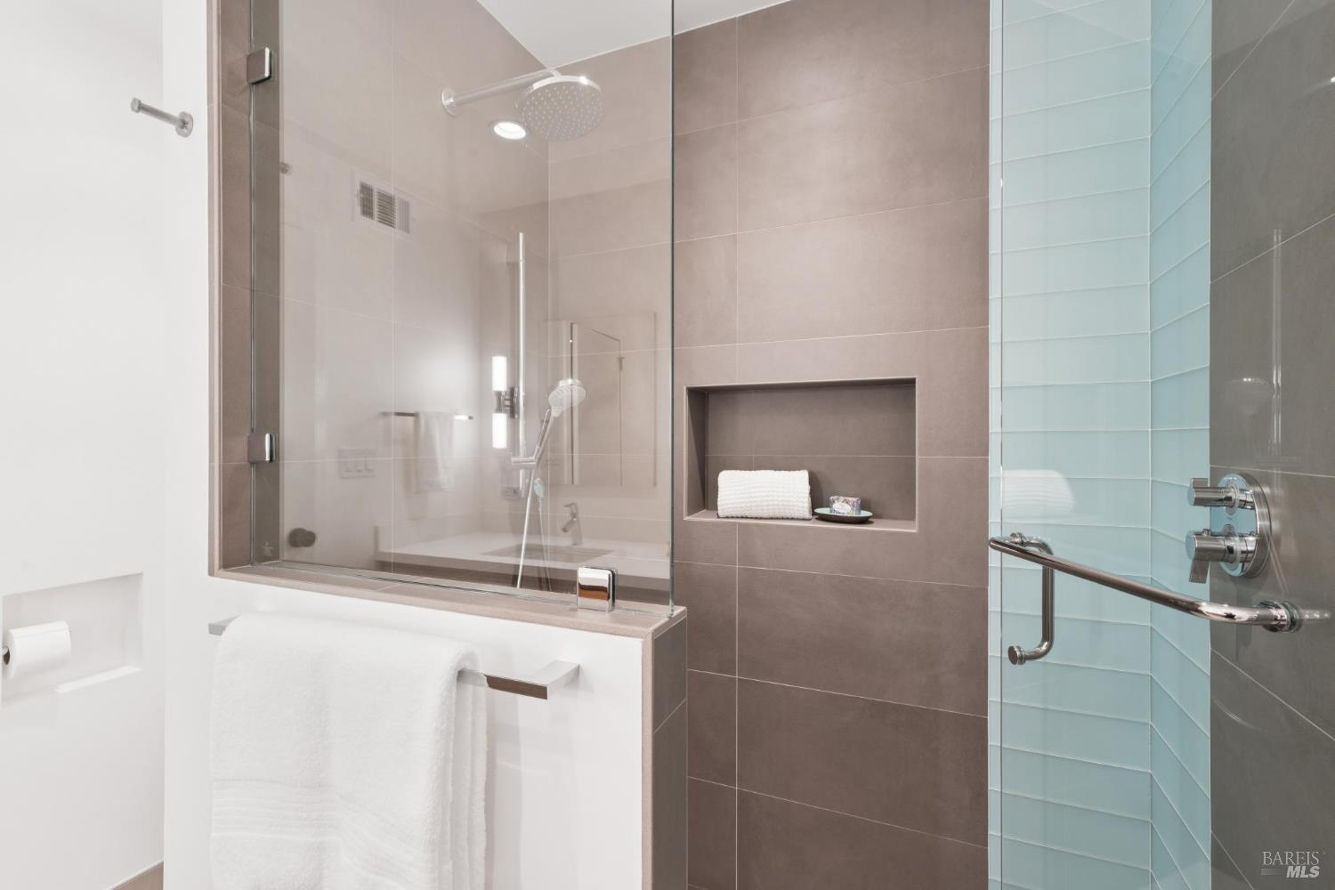 14 Oak Grove Way Napa, CA 94559 - Photo 38 of 56