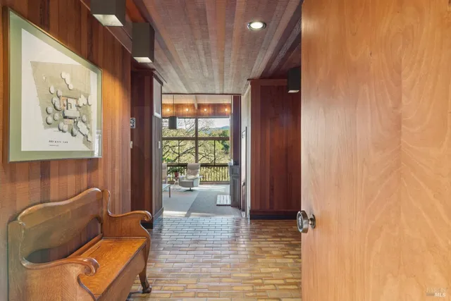 $3,300,000 | 14 Oak Grove Way, Napa, CA 94559