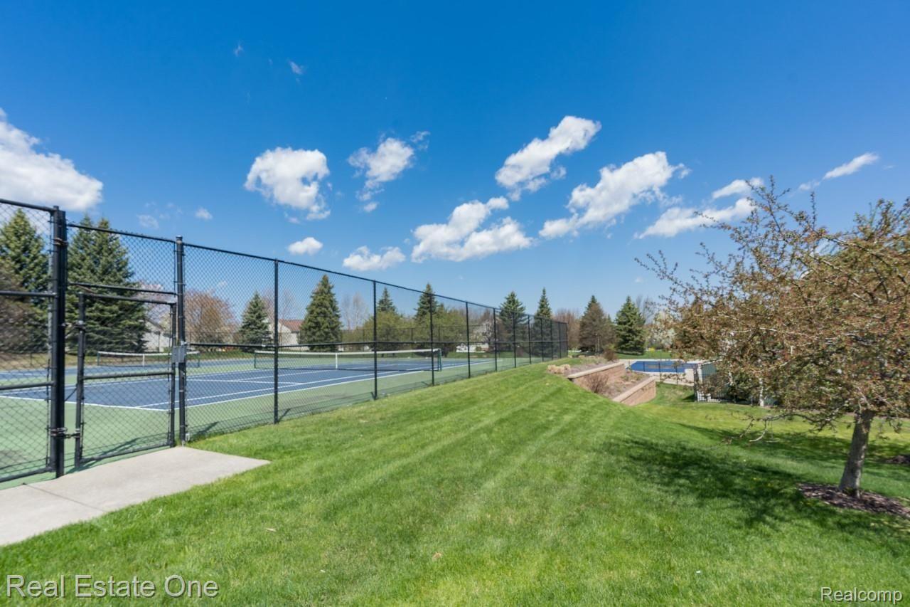 3644 Briarbrooke Lane Rochester, MI 48306 - Photo 44 of 46 The Crossings 2.jpg